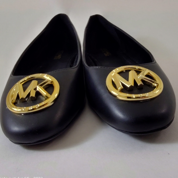 Michael Kors Ballet Flats Size 5.5 New Black/Gold Designer - Picture 3 of 7
